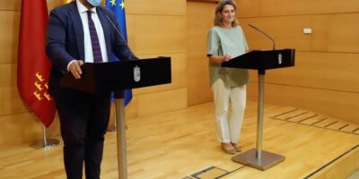 Teresa Ribera et Lpez Miras, désireux de travailler ensemble dans une commission bilatérale de la Mar Menor