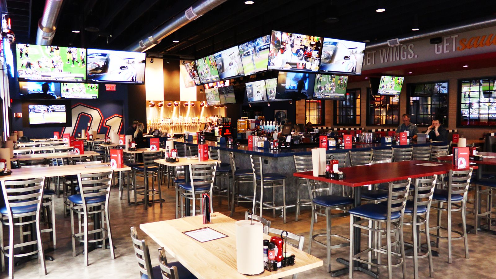 Arooga's Grille House & Sports Bar ouvrira ses portes à Attleboro, MA, le 22 août Arooga's Grille House & Sports Bar ouvrira ses portes à Attleboro, MA, le 22 août