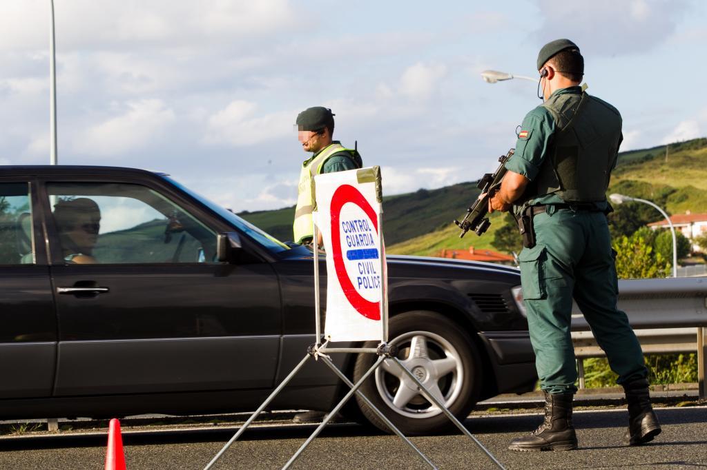 Un barrage de la Garde civile.