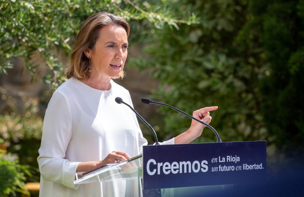 Cuca Gamarra, porte-parole du PP au Congrès, dans un acte d'accomplissement