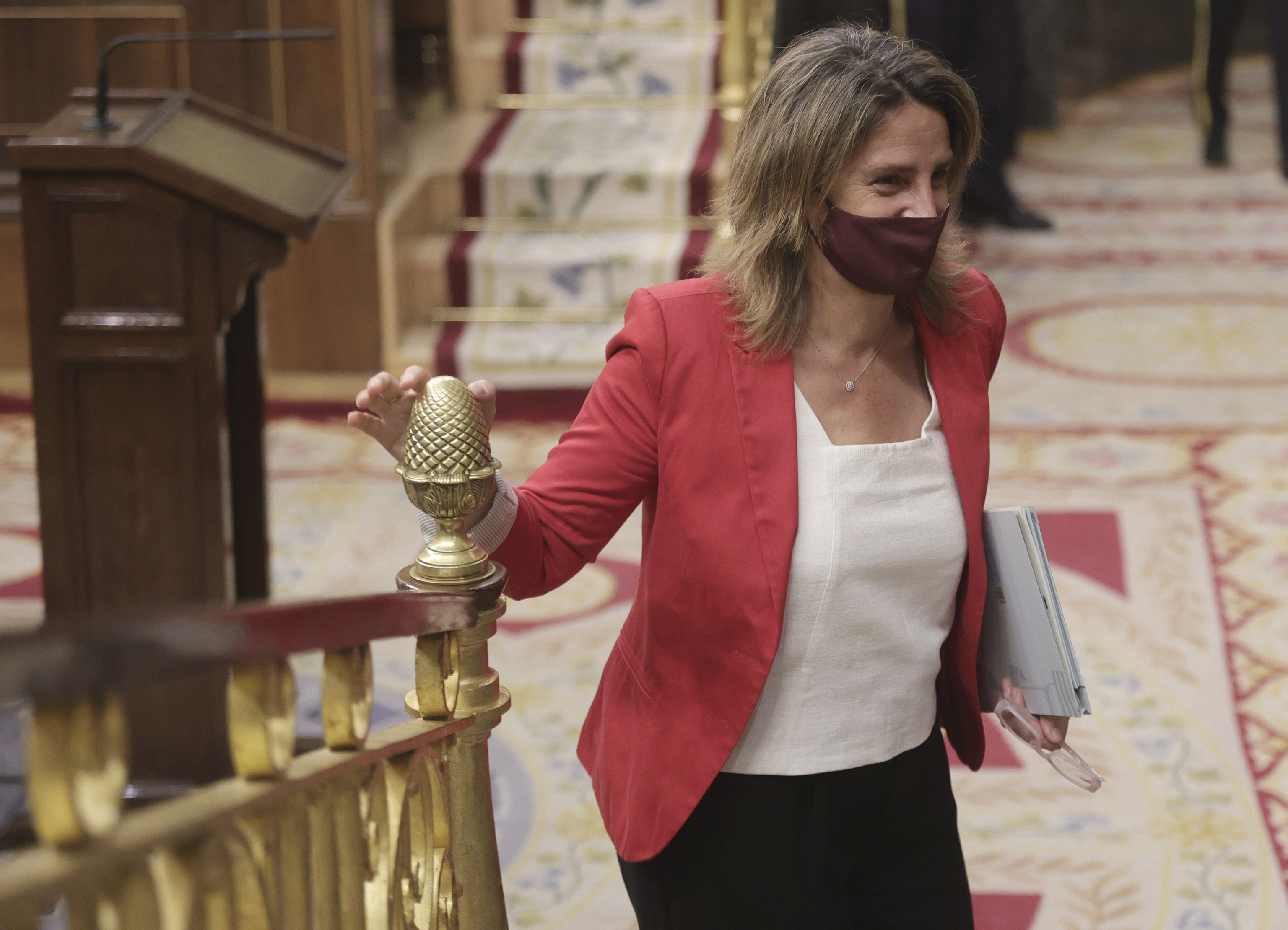 La troisième vice-présidente, Teresa Ribera, au Congrès.