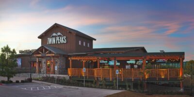 Twin Peaks renforce sa présence de longue date au Texas avec le lancement de l&rsquo;expansion du magasin d&rsquo;entreprise