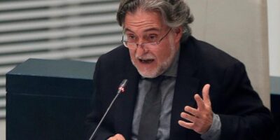 Pepu Hernndez démissionne de son poste de porte-parole du PSOE au conseil municipal de Madrid