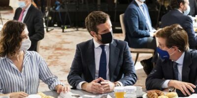 Almeida envisage de rivaliser avec Ayuso pour présider le PP de Madrid et Casado évite d&rsquo;opter pour