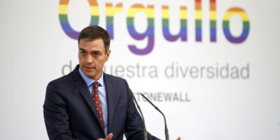 Les mouvements LGTBI et les personnes handicapées participent à la Commission des crimes de haine présidée par Snchez