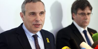 Le chef de cabinet de Puigdemont sera jugé pour détournement de fonds lors d&rsquo;un voyage en Nouvelle-Calédonie
