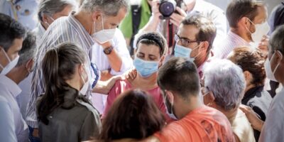Visite des Rois aux victimes du volcan : « Don Felipe m&rsquo;a dit qu&rsquo;il prie pour nous »