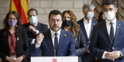 Aragons résiste à la pression des Junts et étouffe leurs manœuvres contre la table