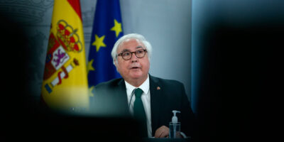 Manuel Castells permet de s&rsquo;inscrire au master universitaire sans avoir terminé le diplôme