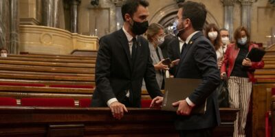 Les services juridiques du Parlement qualifient la désobéissance de Torrent : Traiter une proclamation politique
