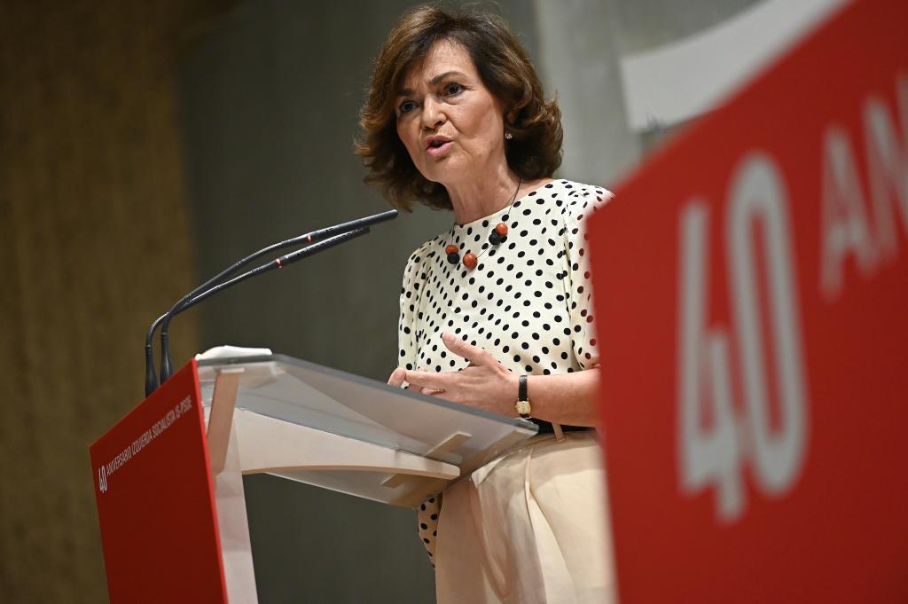 Carmen Calvo, lors d'une cérémonie au siège de l'UGT.