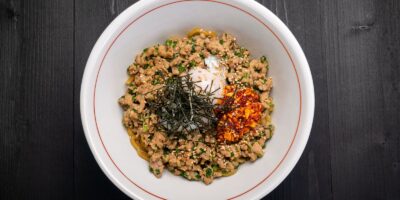 JINYA Ramen Bar lance de nouveaux plats végétaliens et végétariens audacieux