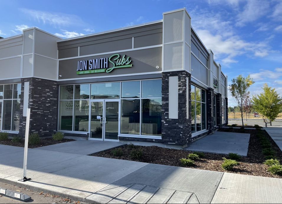 Jon Smith Subs, le sous-boutique local signe un nouveau contrat multi-unités pour la région de Huntsville en Alabama Jon Smith Subs, le sous-boutique local signe un nouveau contrat multi-unités pour la région de Huntsville en Alabama