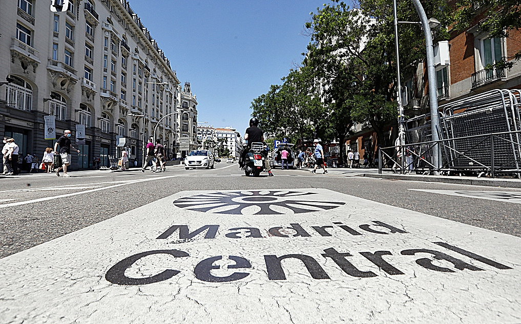 L'un des panneaux de Madrid Central qui restreignent l'entrée dans le centre de la capitale.