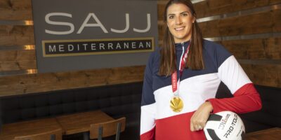 Partenariat SAJJ Mediterranean Aces avec Katie Holloway, MVP paralympique des États-Unis et médaillée d&rsquo;or