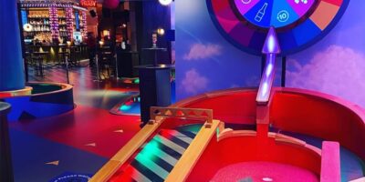 Puttshack se dirige vers Scottsdale Quarter Plus en savoir plus sur le rapport hebdomadaire de pré-ouverture des restaurants de What Now Media Group