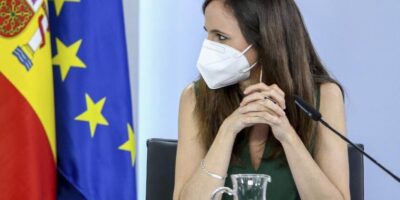 Podemos ignore le « chèque logement » pour les jeunes et manifeste sa « préoccupation » qu&rsquo;il « ait l&rsquo;effet inverse »