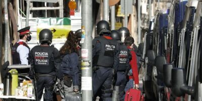 Mossos et la police locale envisagent de faire des « grèves » en raison du manque de soutien du gouvernement