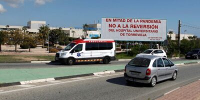 Bataille judiciaire contre le gouvernement valencien pour la fin des privatisations sanitaires : des différences de coût et de qualité aux accusations de &lsquo;piratage&rsquo;