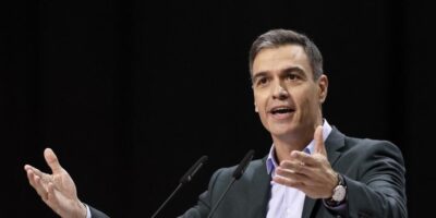 Pedro Snchez tisse « l&rsquo;unité » au PSOE en passant de « nous sommes la gauche » à « une social-démocratie forte »