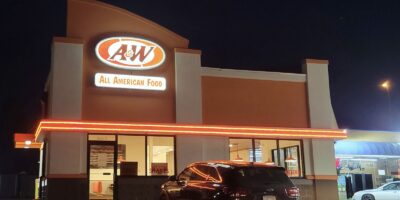 A&W ouvre un autre restaurant de dépanneur franchisé