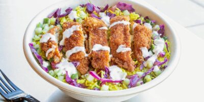 Alimentez votre flamme avec les escalopes de poulet Legit-Zel de Naf Naf Middle Eastern Grill