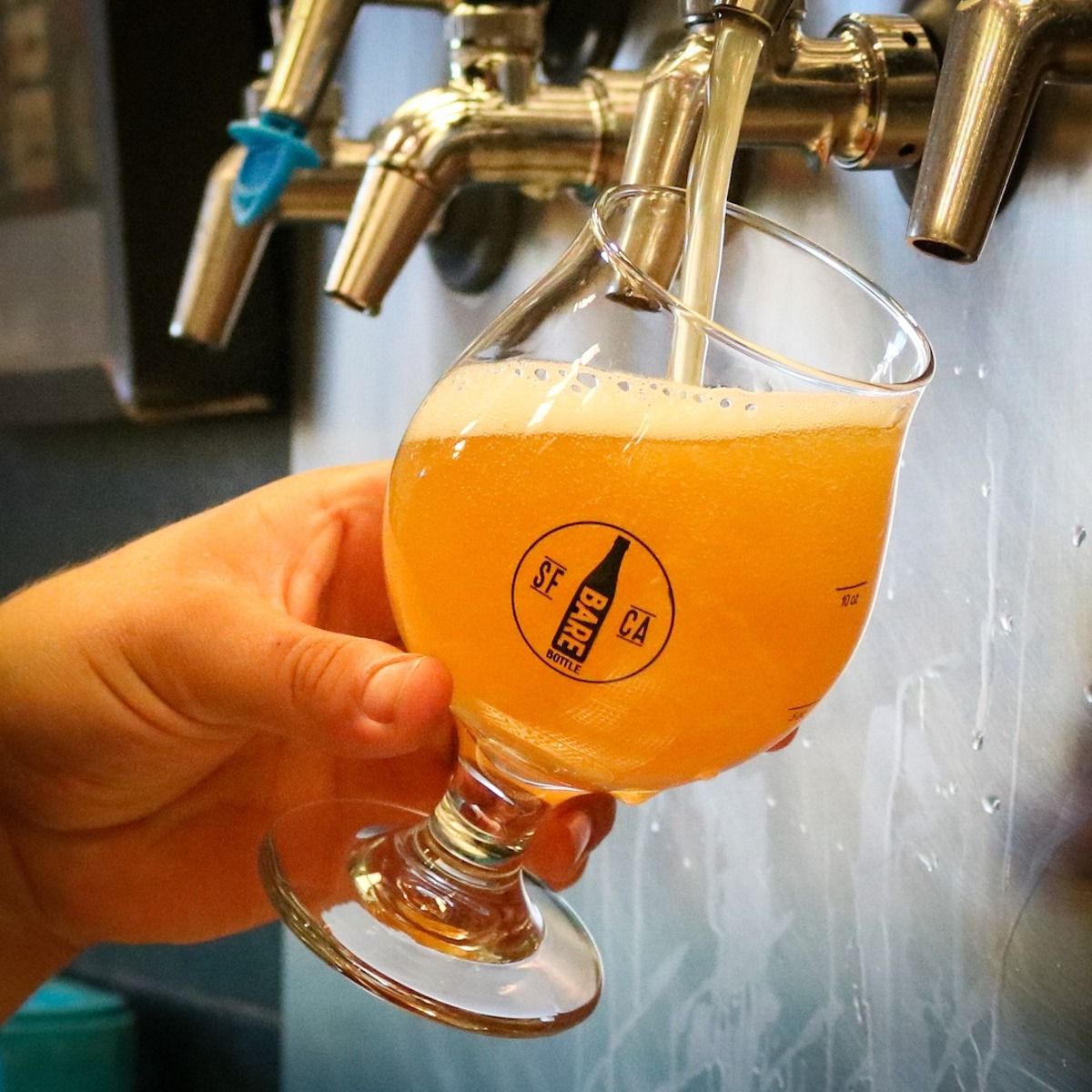 Barebottle Brewing Co. est le plus récent locataire du Salesforce Transit Center et plus d'informations sur le rapport d'information hebdomadaire sur les restaurants de What Now Media Group avant l'ouverture Barebottle Brewing Co. est le plus récent locataire du Salesforce Transit Center et plus d'informations sur le rapport d'information hebdomadaire sur les restaurants de What Now Media Group avant l'ouverture