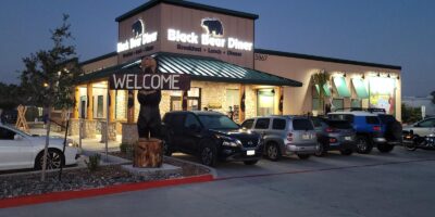 Black Bear Diner annonce l&rsquo;ouverture officielle de Brownsville, Texas Diner, avec un aménagement amélioré pour mieux accueillir les ventes hors site