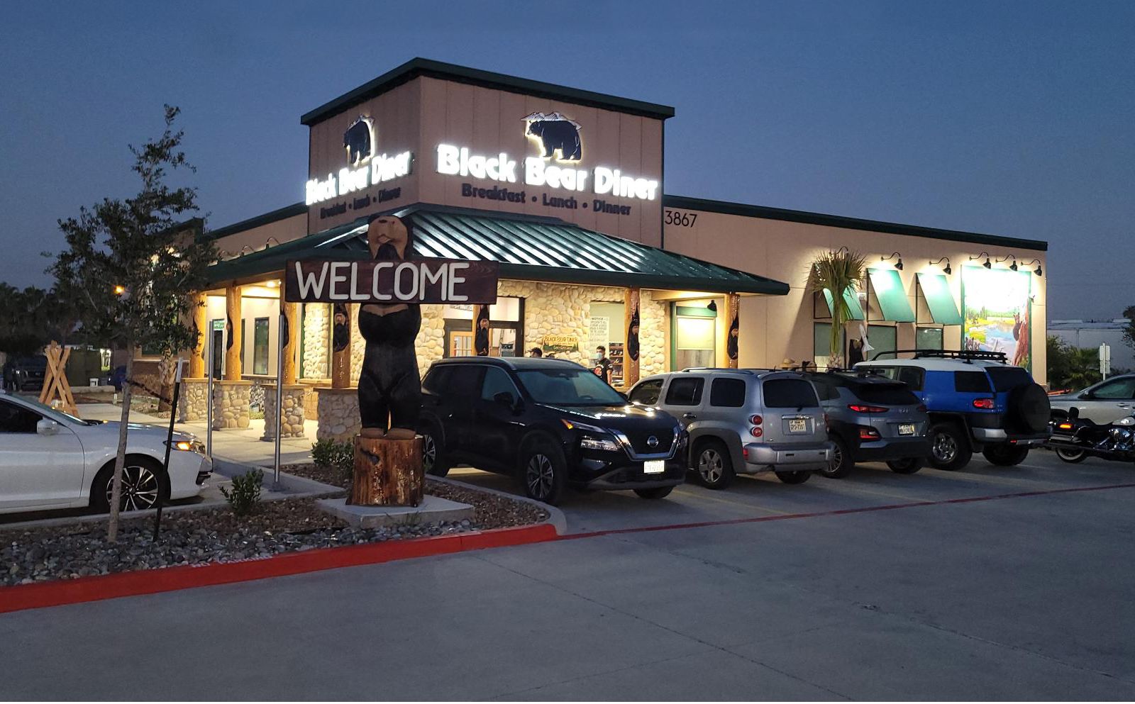 Black Bear Diner annonce l'ouverture officielle de Brownsville, Texas Diner, avec un aménagement amélioré pour mieux accueillir les ventes hors site Black Bear Diner annonce l'ouverture officielle de Brownsville, Texas Diner, avec un aménagement amélioré pour mieux accueillir les ventes hors site
