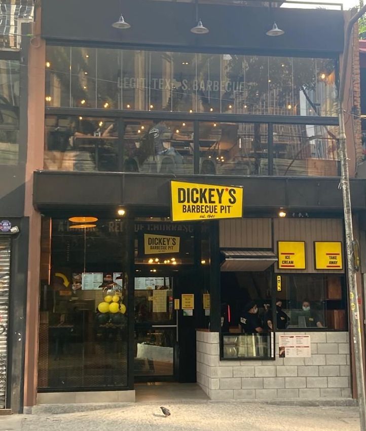 Dickey's affiche une croissance internationale continue et une performance remarquable au troisième trimestre