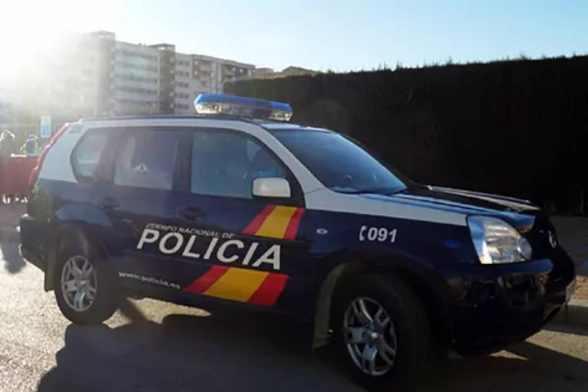 Une voiture de patrouille.