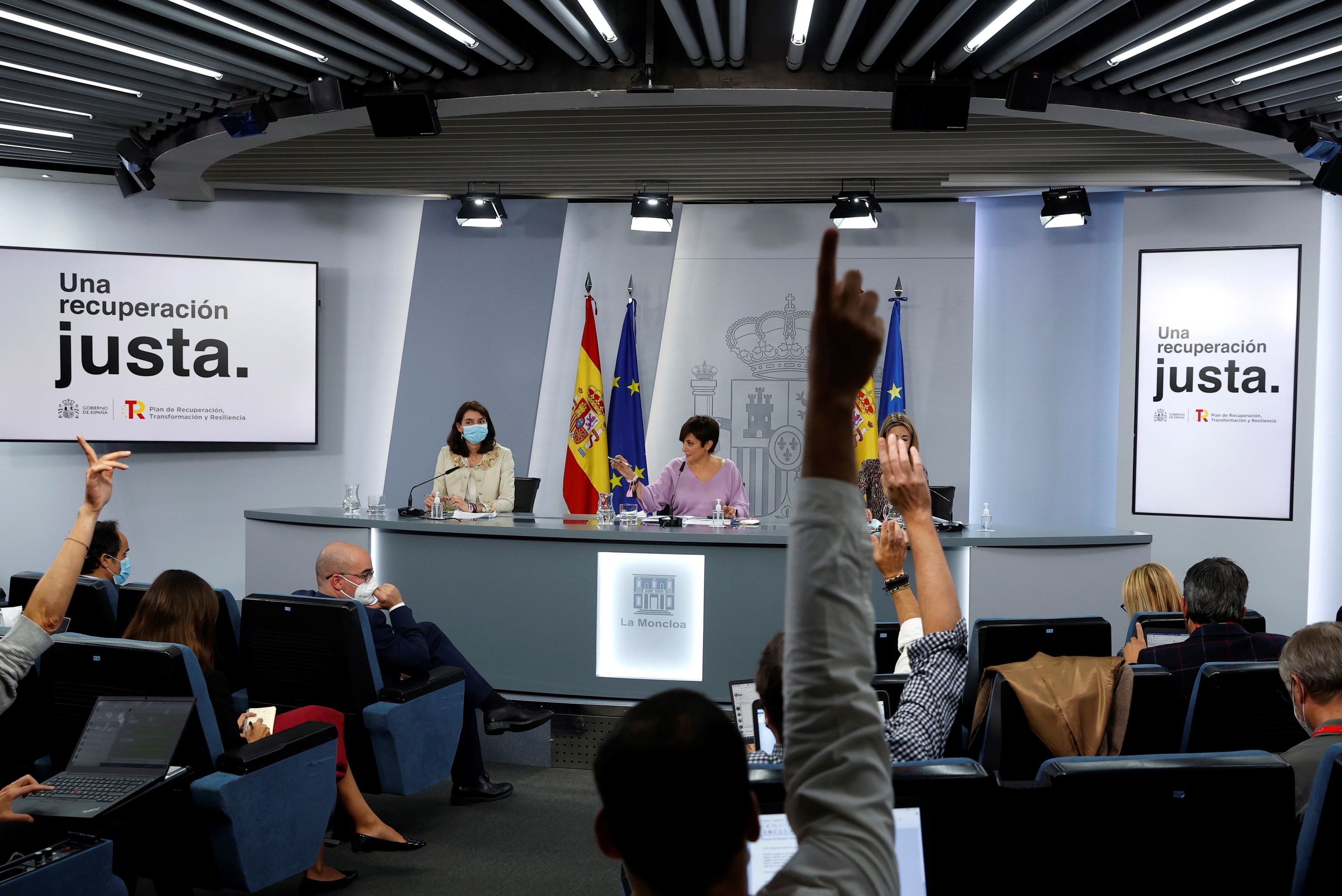 Les ministres Pilar Llop, Isabel Rodr