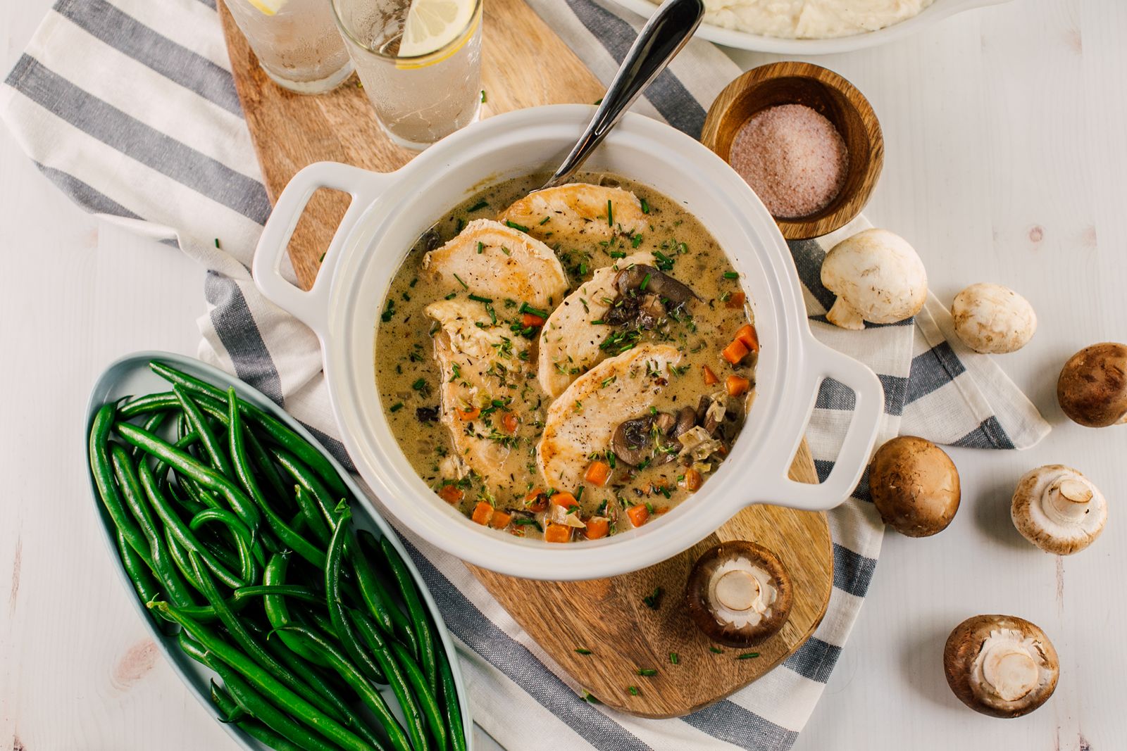 Le nouveau menu de kits de repas familiaux de Dream Dinners est maintenant disponible dans tout le pays Le nouveau menu de kits de repas familiaux de Dream Dinners est maintenant disponible dans tout le pays