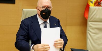 Pinto demande à convoquer trois policiers pour leur lien avec López Madrid
