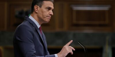 Pedro Snchez affirme ressentir « la honte de quelqu&rsquo;un d&rsquo;autre » de l&rsquo;opinion que lui ont véhiculée les dirigeants européens de Pablo Casado