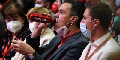 Snchez évident à Ayuso au congrès du PSOE à Madrid et charges contre Casado : « S&rsquo;il y a quelque chose en faillite, c&rsquo;est son sens de l&rsquo;Etat »