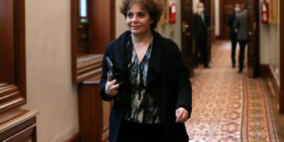 Villarejo dit que la députée de Podemos, Gloria Elizo, « a travaillé » avec lui et qu&rsquo;il a utilisé son cabinet d&rsquo;avocats comme « boîte aux lettres ».