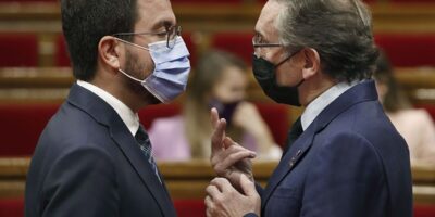 Guerre au sein du gouvernement : l&rsquo;ERC donne la priorité aux « communs » pour approuver les budgets et Junts préférera le PSC