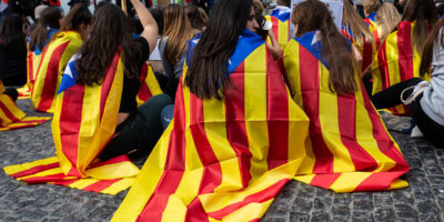 Le gouvernement Sanchez évite d&rsquo;exhorter la Generalitat à se conformer à 25% d&rsquo;espagnol dans les écoles catalanes