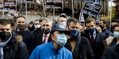 Début des mobilisations policières pour la réforme de la loi bâillon avec le soutien de Casado, Abascal et Bal