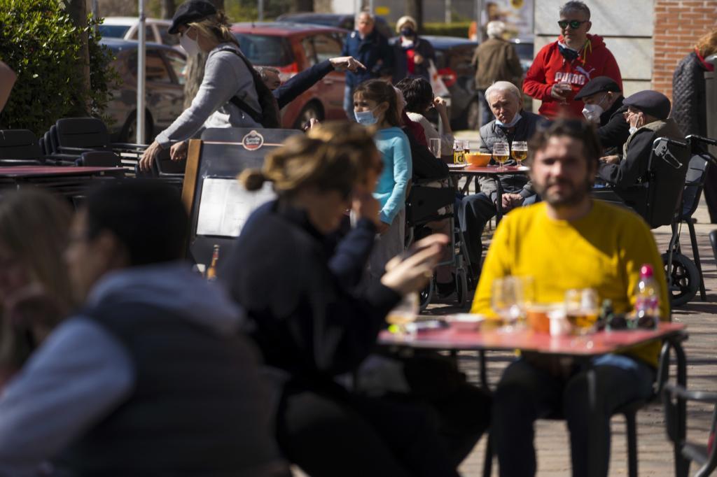 Une terrasse à Madrid, en mars dernier.