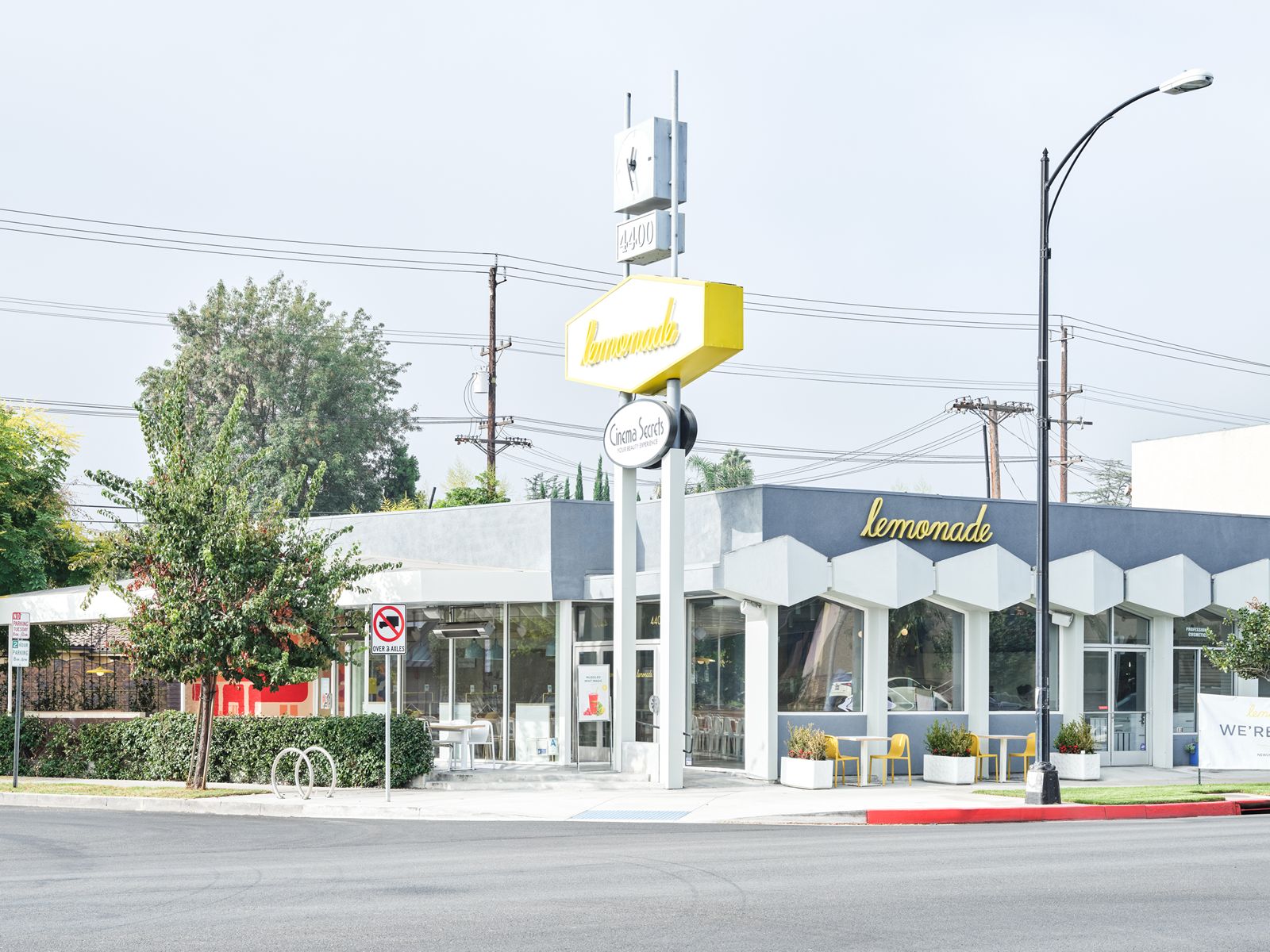Lemonade célèbre la grande réouverture de Toluca Lake avec un nouveau prototype et ouvre la voie à une croissance prolongée de la marque Lemonade célèbre la grande réouverture de Toluca Lake avec un nouveau prototype et ouvre la voie à une croissance prolongée de la marque