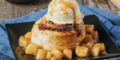 Logan&rsquo;s Roadhouse lance une refonte du menu avec des petits pains à la cannelle et deux tout nouveaux desserts