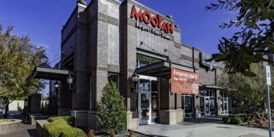 MOOYAH prévoit d&rsquo;ajouter 54 sites à travers le Texas d&rsquo;ici 2030