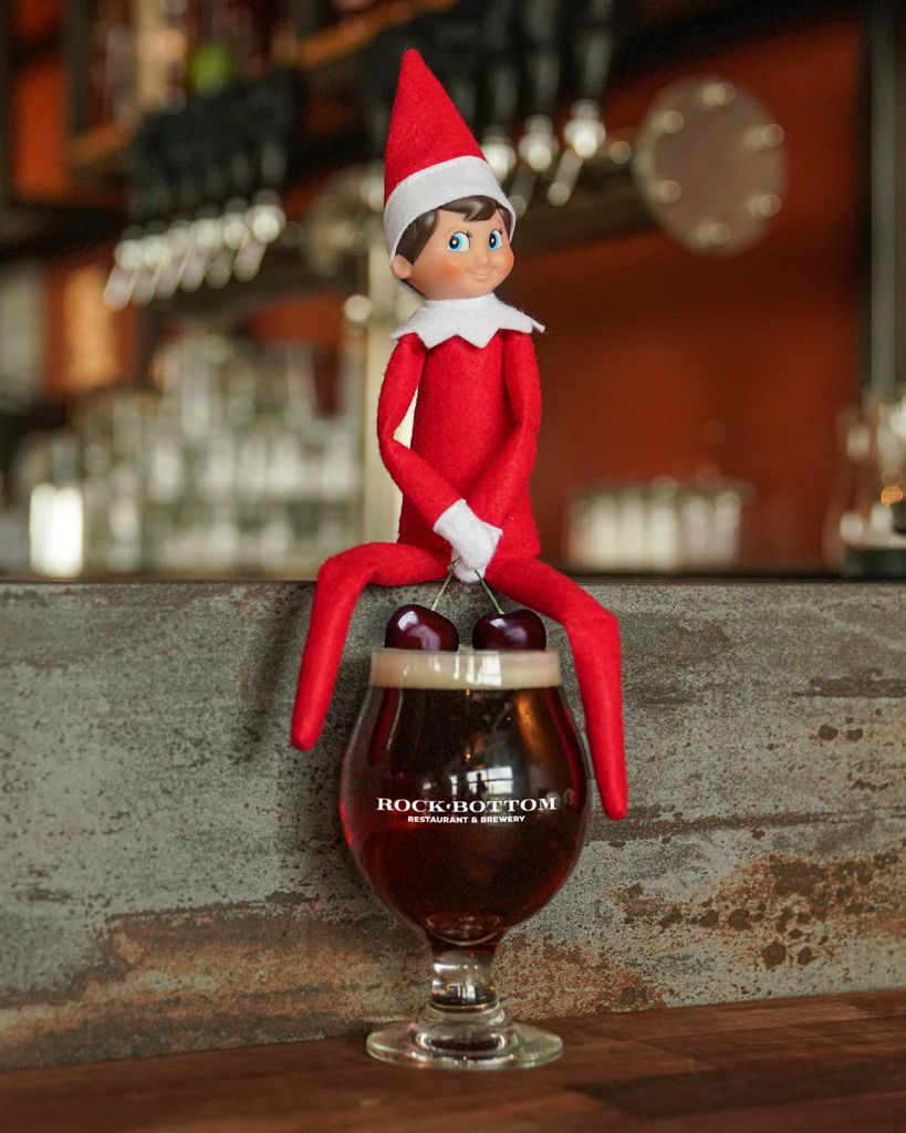 Passez de joyeuses fêtes avec la Wicked Elf Ale de Rock Bottom Passez de joyeuses fêtes avec la Wicked Elf Ale de Rock Bottom