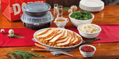 Retour en vacances en douceur ?  Denny&rsquo;s Turkey & Dressing Dinner Pack est là pour offrir un dîner de Thanksgiving pratique et délicieux