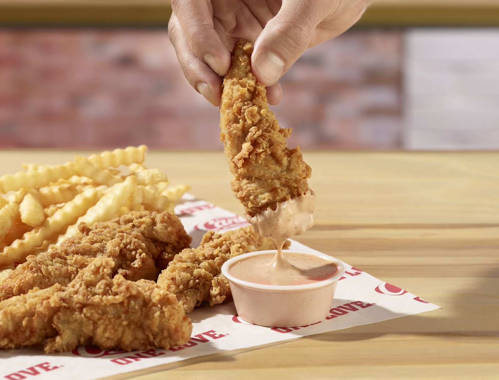 Raising Cane's offre de la sauce de canne gratuite pour le mois de décembre Raising Cane's offre de la sauce de canne gratuite pour le mois de décembre