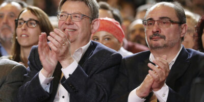 Les barons socialistes Lambn et Puig préparent un congrès à Saragosse pour exiger la déconcentration de l&rsquo;Etat