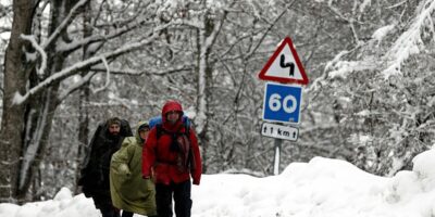 Chutes de neige et fortes rafales de vent depuis mardi en raison de l&rsquo;entrée d&rsquo;un front froid