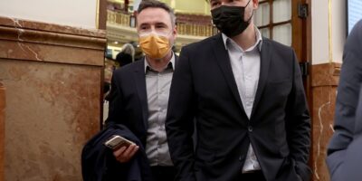 ERC se venge du PSOE et présente des amendements au Sénat pour retarder les budgets